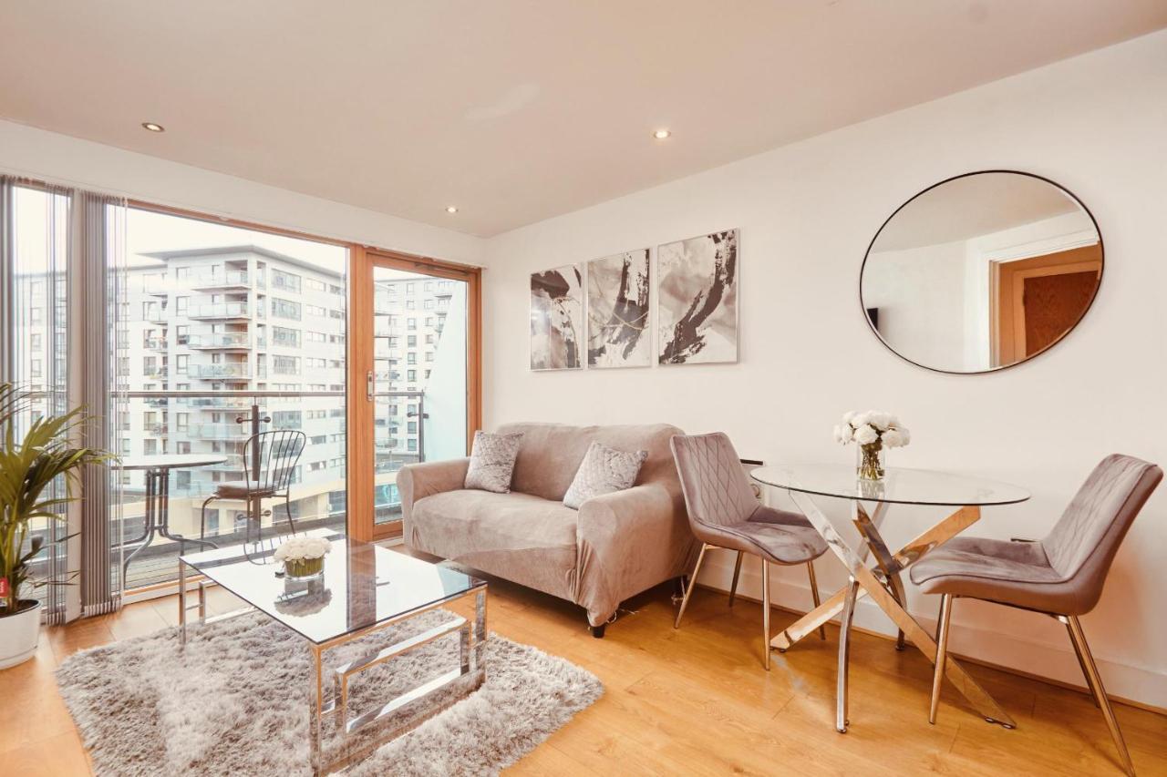 Deluxe City Modern Apt&Free Parking No Balcony 리즈 외부 사진
